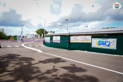 Agrandir l'image 2 sur 33, fenêtre modale