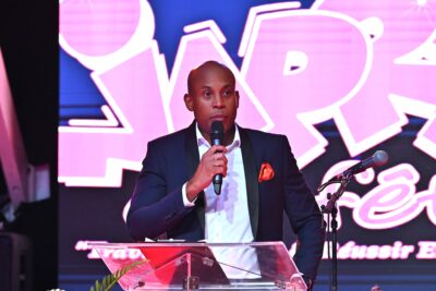 Agrandir l'image 6 sur 37, fenêtre modale