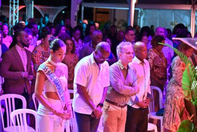 Agrandir l'image 9 sur 37, fenêtre modale