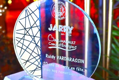 Agrandir l'image 33 sur 37, fenêtre modale