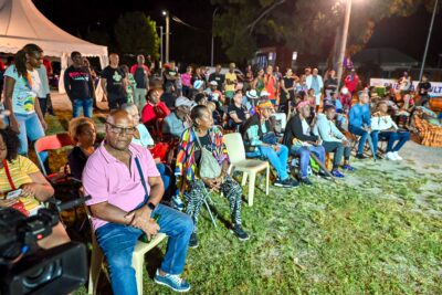 Agrandir l'image 6 sur 32, fenêtre modale