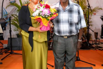 Agrandir l'image 9 sur 16, fenêtre modale