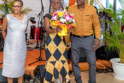 Agrandir l'image 14 sur 16, fenêtre modale