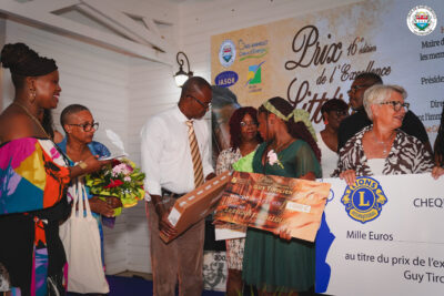 Agrandir l'image 27 sur 84, fenêtre modale