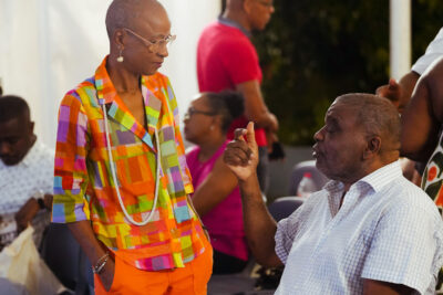 Agrandir l'image 4 sur 48, fenêtre modale