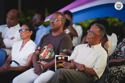 Agrandir l'image 80 sur 84, fenêtre modale